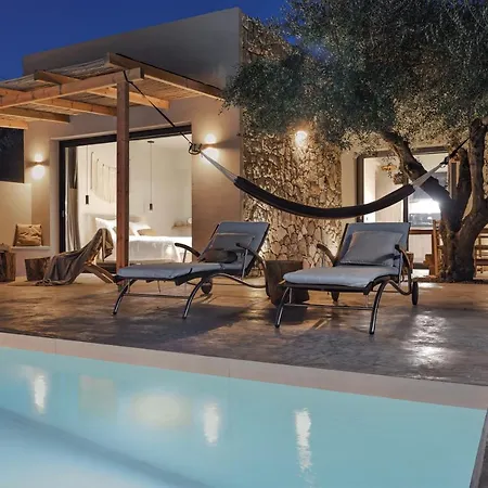 Skylight Elia Private Pool - Casa Kalitero فيلة