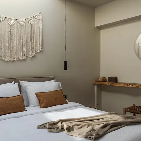 Skylight Elia Private Pool - Casa Kalitero